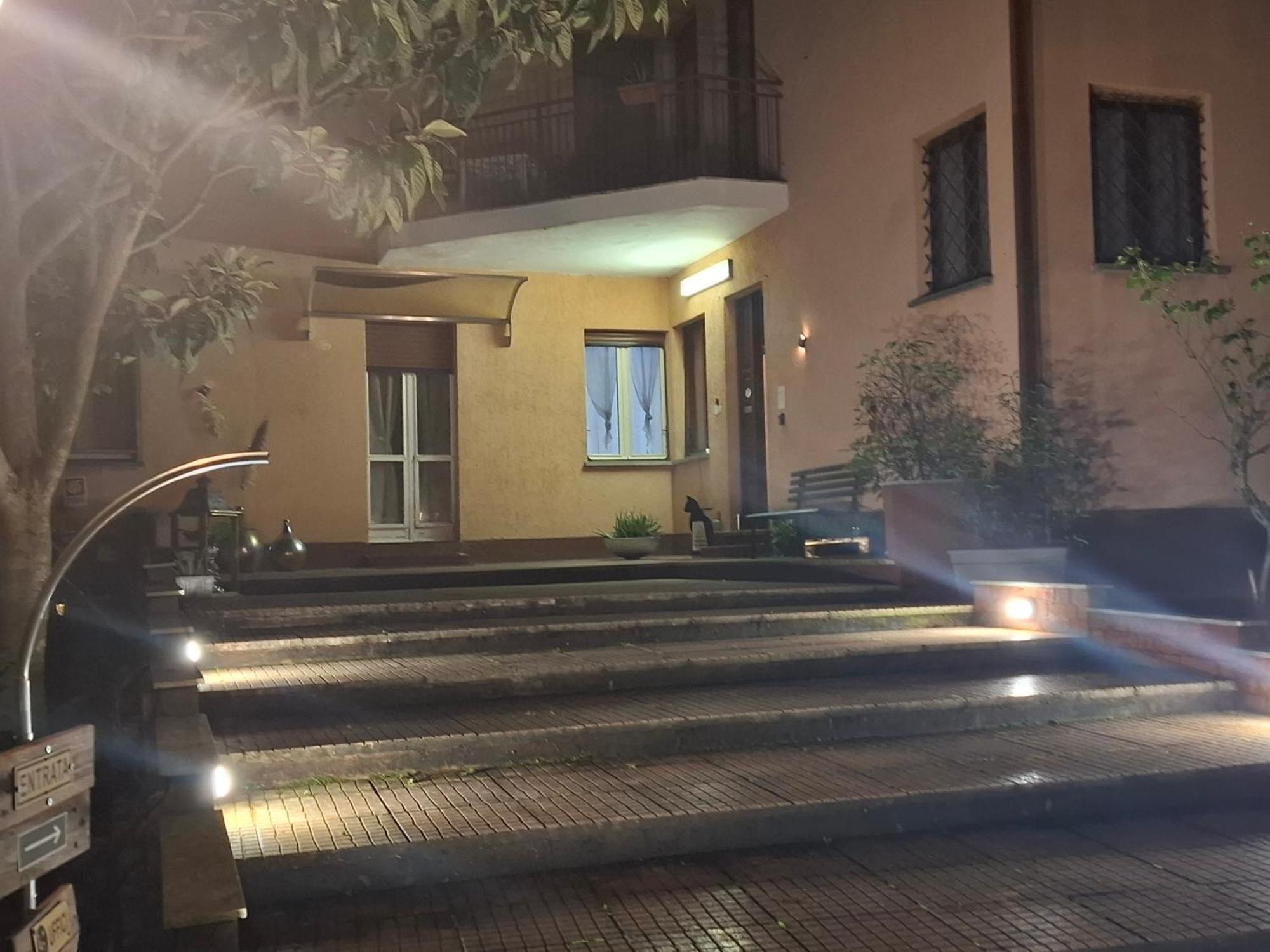 King'S House Apartment Roletto Exterior foto